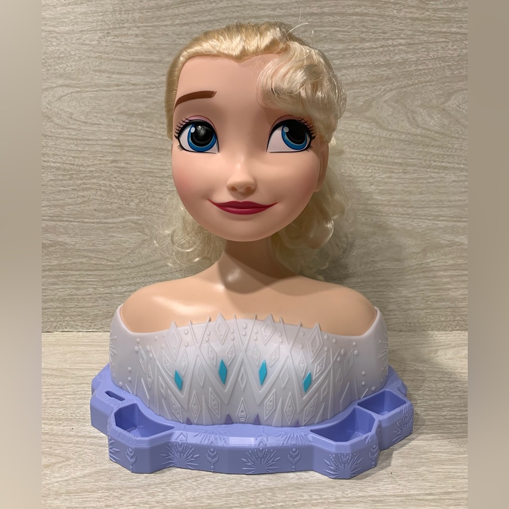 Disney “Elsa” Styling Head